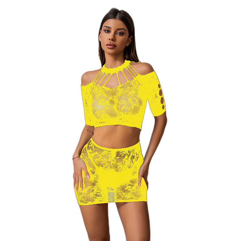 Cut-out halter-neck mesh set with shoulder straps