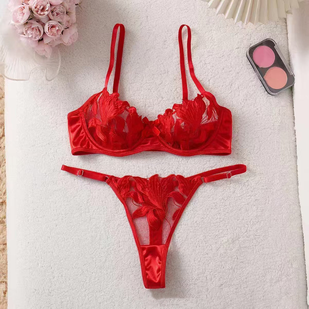 Fresh and delicate floral embroidered lingerie