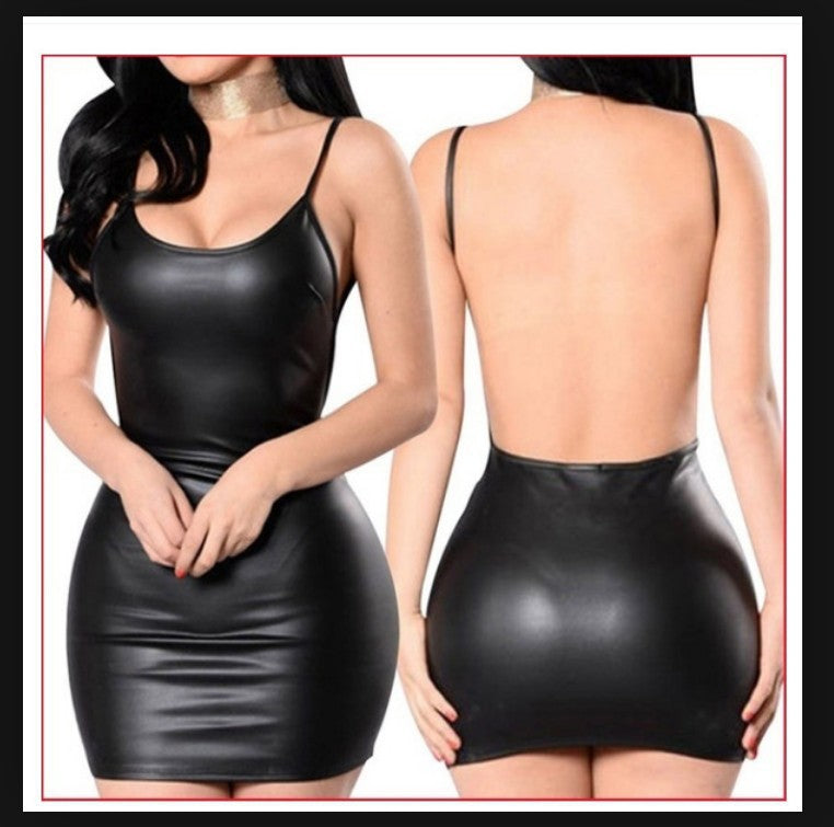 Sexy lingerie set in black patent leather with a backless design